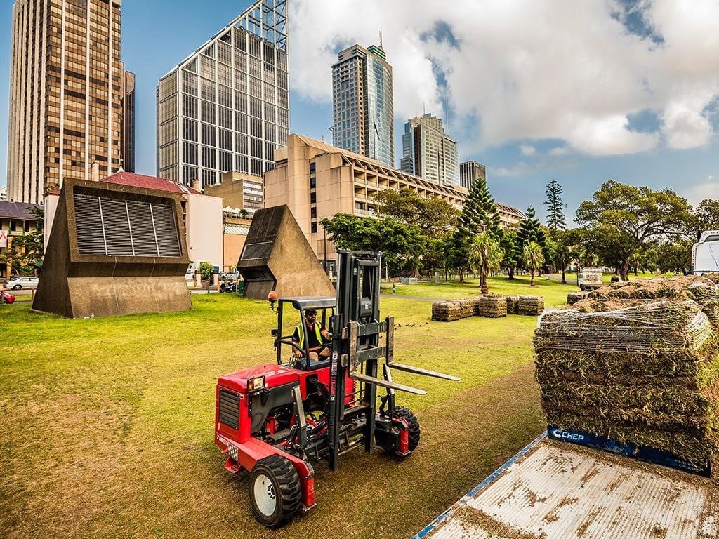 New MOFFETT M5 50.3P NX at Papé Material Handling