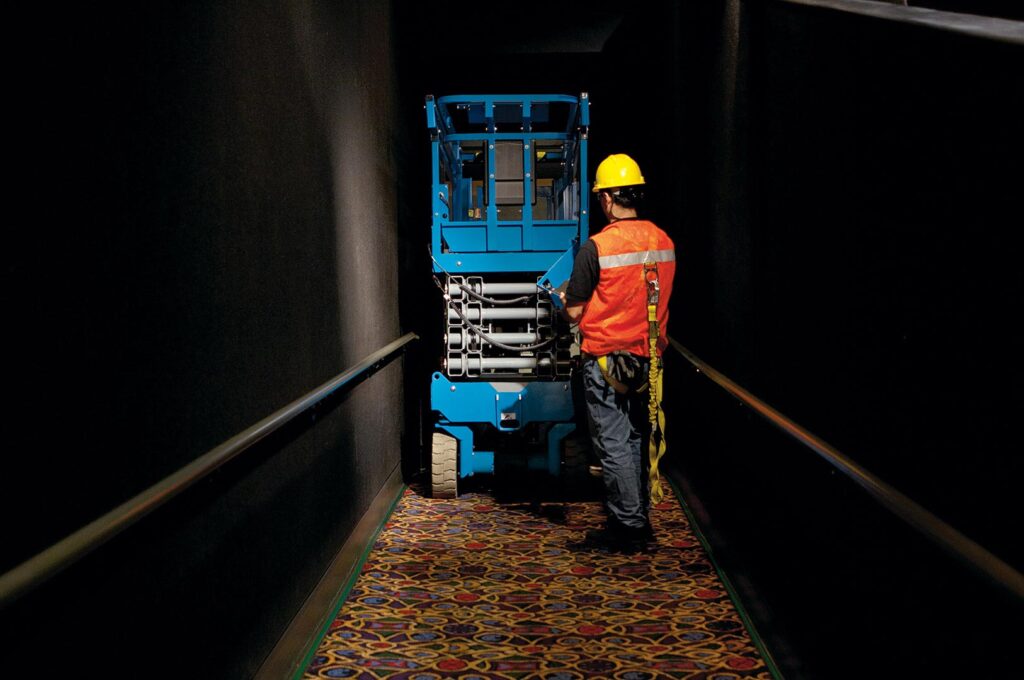 New Genie GS-3232 at Papé Material Handling