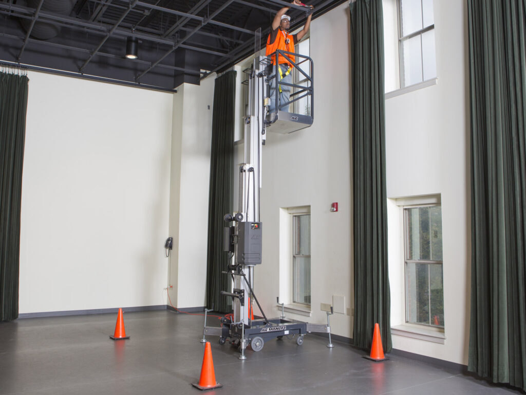New JLG 20AM at Papé Material Handling