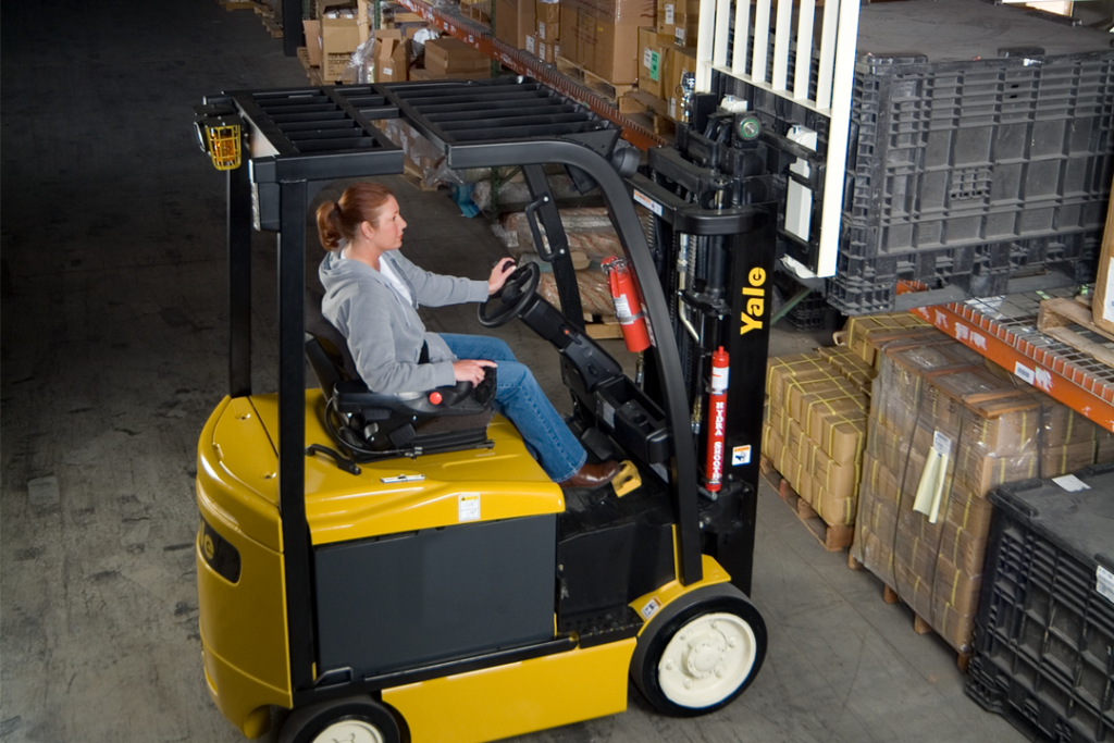 New Yale ERC045-070VG at Papé Material Handling