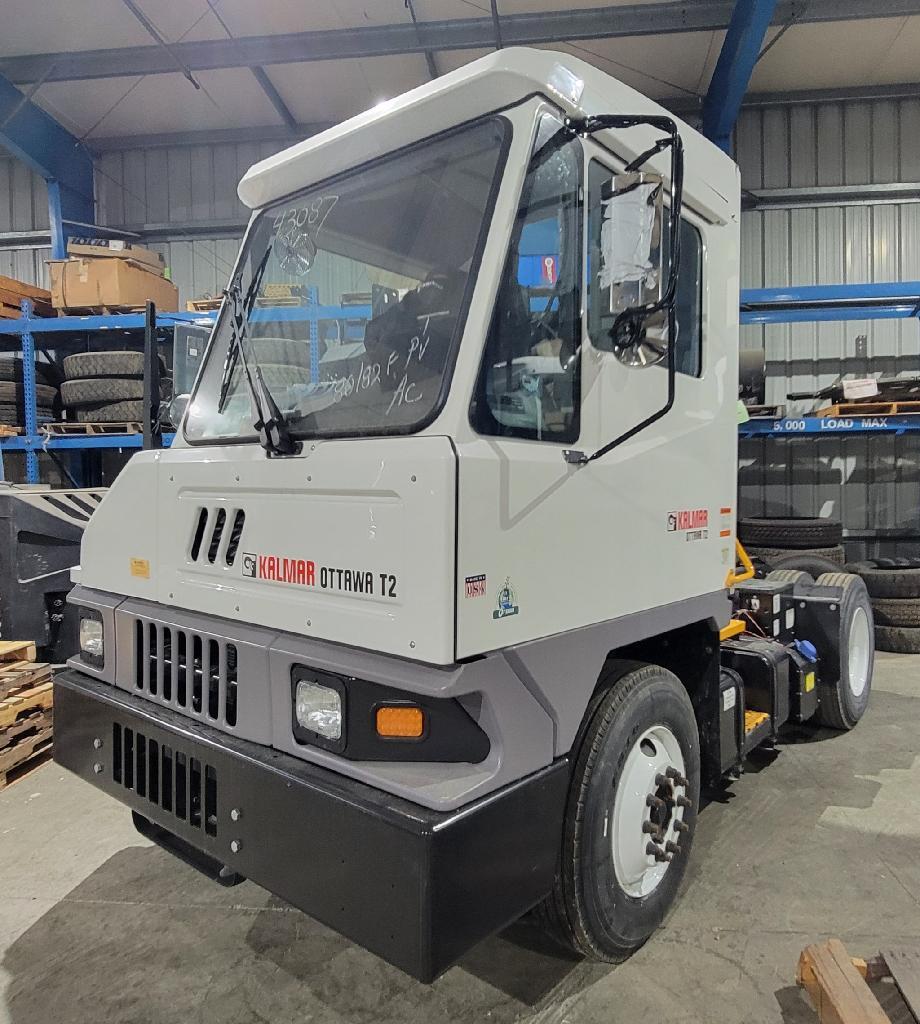 New 2023 OTTAWA T2-30 at Papé Material Handling in Woodland, CA
