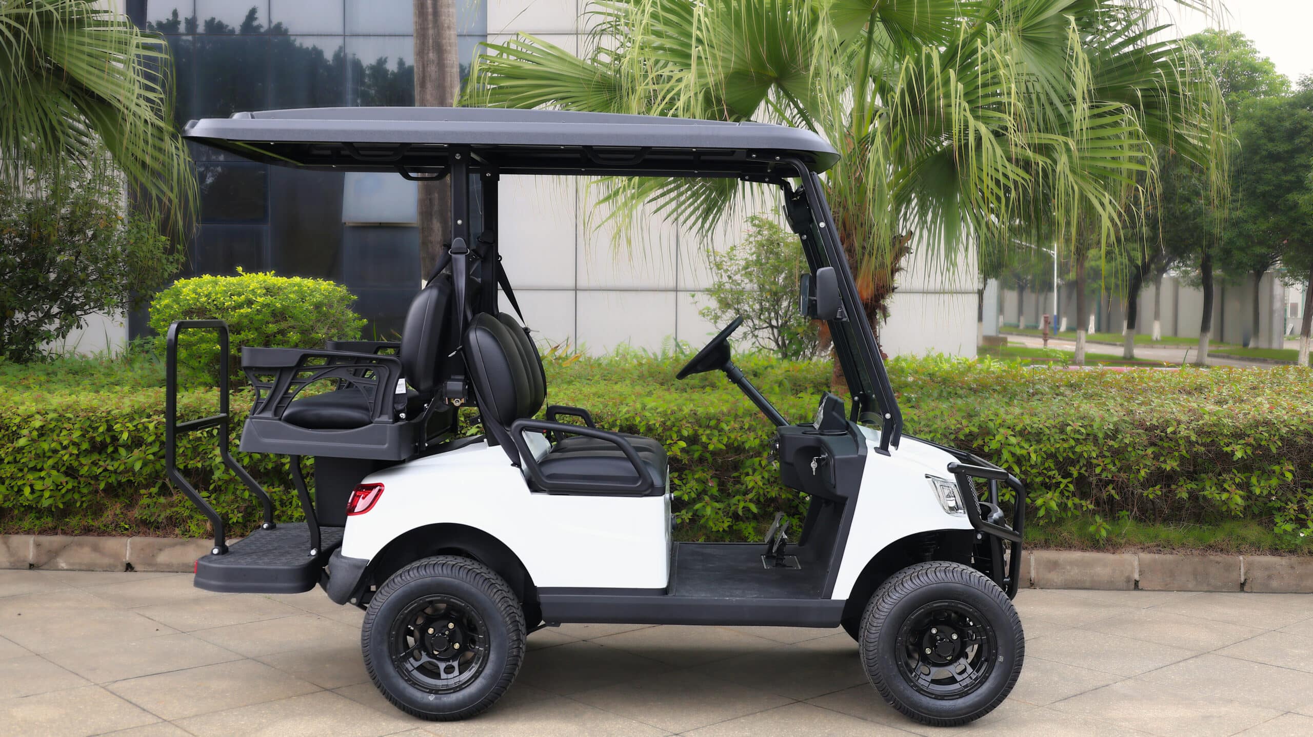 New FUSION Passenger 2+2 Electric Cart at Papé Material Handling