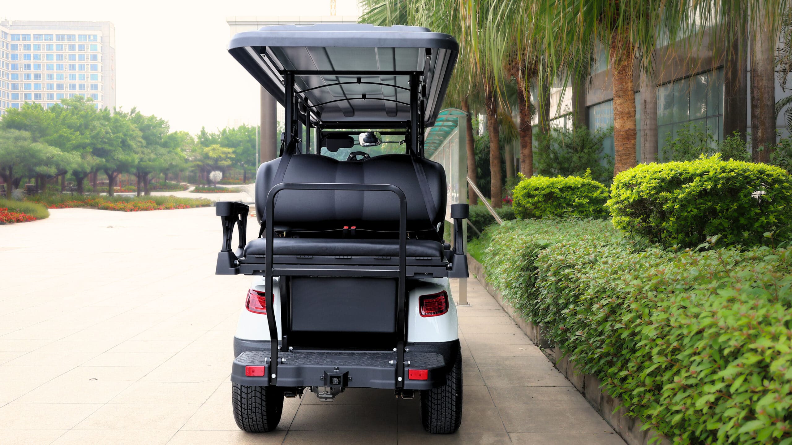 New FUSION Passenger 6+2 Electric Cart at Papé Material Handling