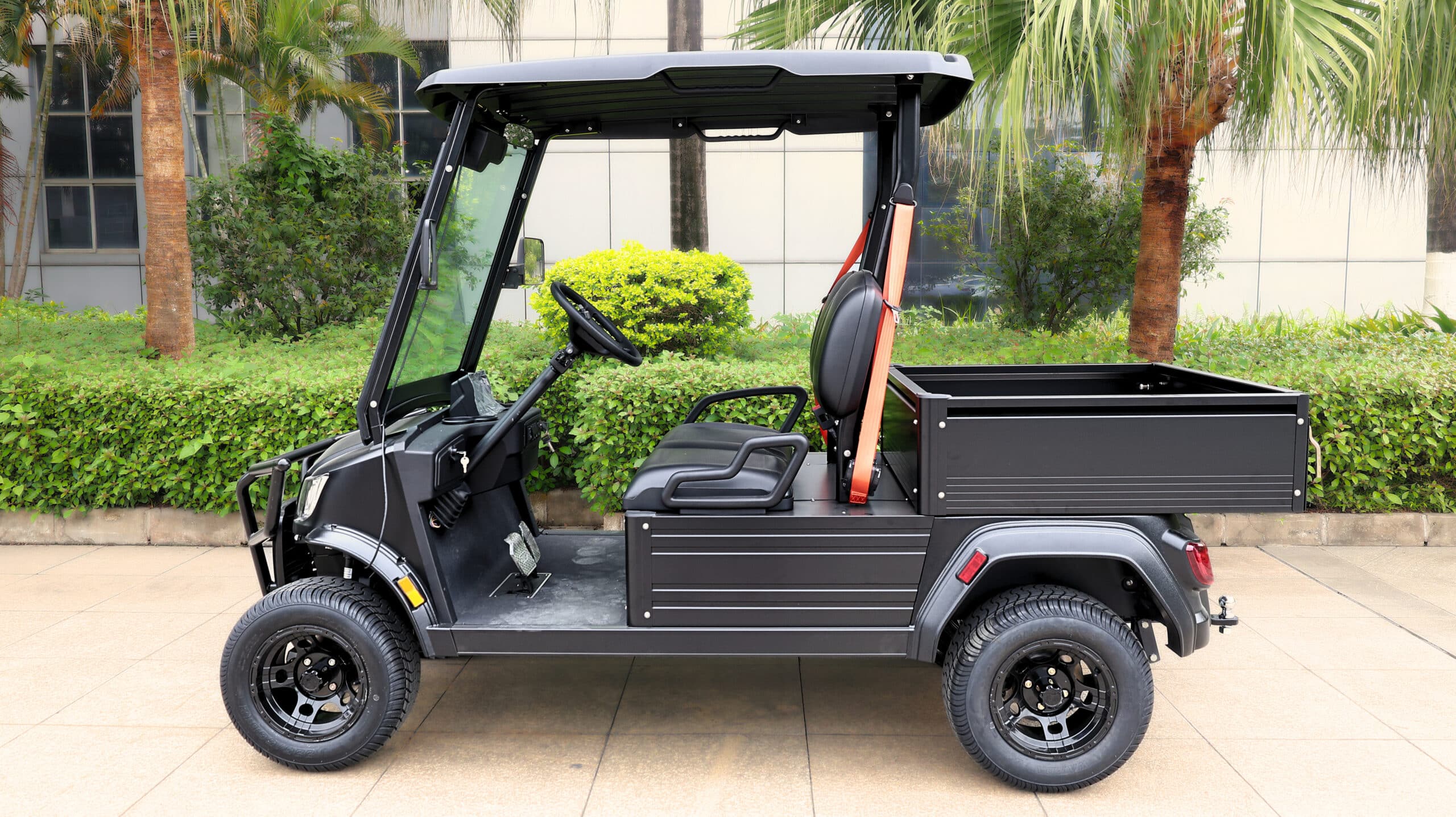 New FUSION Utility Short Bed Electric Cart at Papé Material Handling